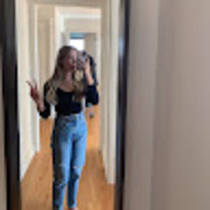 Meet your Posher, Sophia